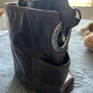Brighton Brown Shoulder Bag Elegant Design